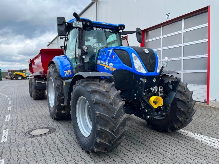 New Holland T7.225 AC